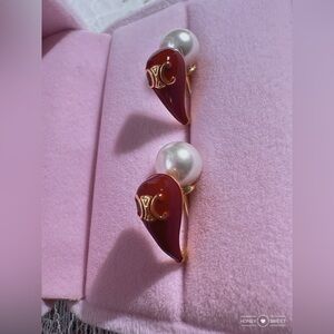 - - 18K GP  France style  romantic stud earrings
